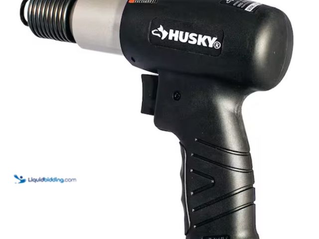 Lot 49-2005787 - Husky Medium Stroke Air Hammer, Model # H4630, Unused, Has attachments, Unable to test.   Ref#ASB072...