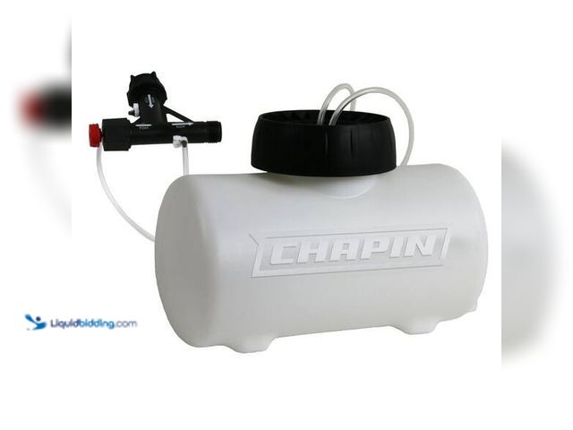 Lot 49-3564350 - Chapin
4720 HydroFeed 2 Gal. In-Line Auto-Mix Fertilizer Injector System Unused