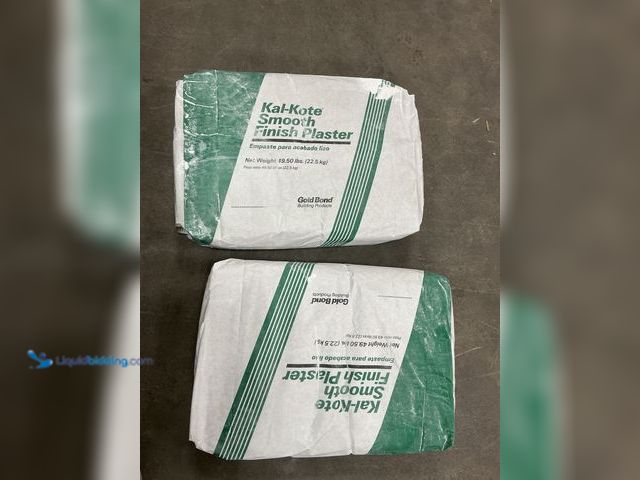 Lot 49-5463555 - Gold Bond® Kal-Kote® Smooth Finish Plaster 50LB Bag (2pack) New
