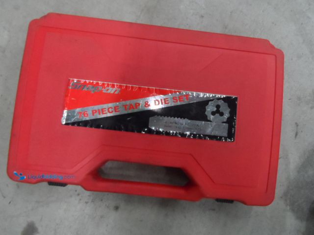 Lot 49-1806218 - 1 Snap On Tap And Die Set Snap On Tap And Die Set In Case, Missing 5 Pieces Has 71 Total Pieces All ...