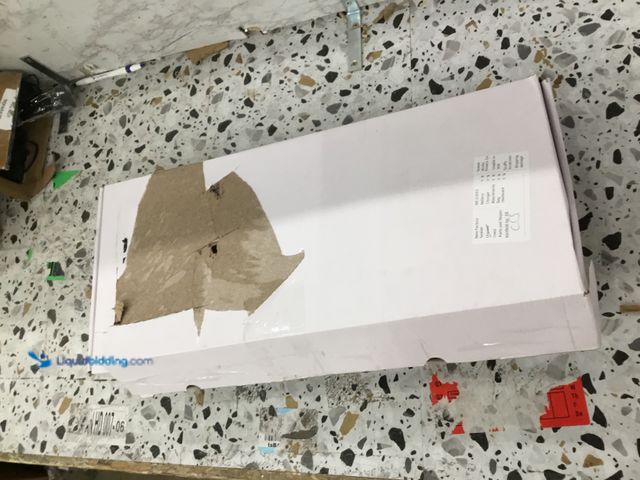 Lot 49-5478598 - DAYONE Kitchen Faucet with Water Filter Assembly Item is unused