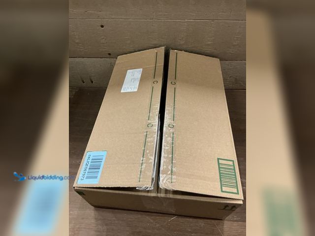 Lot 49-3527267 - 17" x 13" White Picture Frames (5pack) New