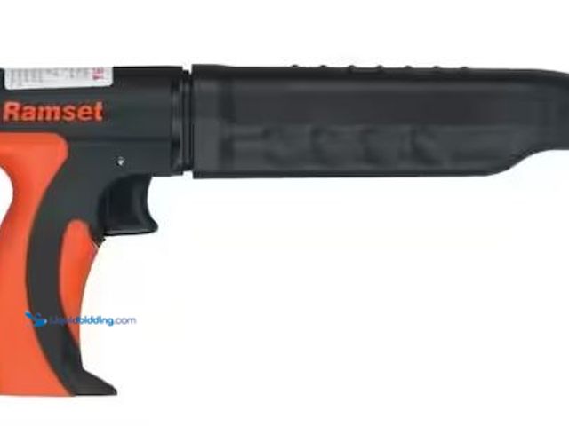 Lot 49-5486908 - Ramset
MasterShot 0.22 Caliber Powder Actuated Tool (PAT) Internet # 202046595
Model # 40088
Stor...