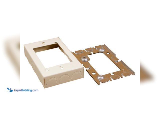 Lot 49-5449156 - Legrand
Wiremold 500 and 700 Series Metal Raceway 15/16 in. Deep 1-Gang Starter Box, Ivory (3pack) ...