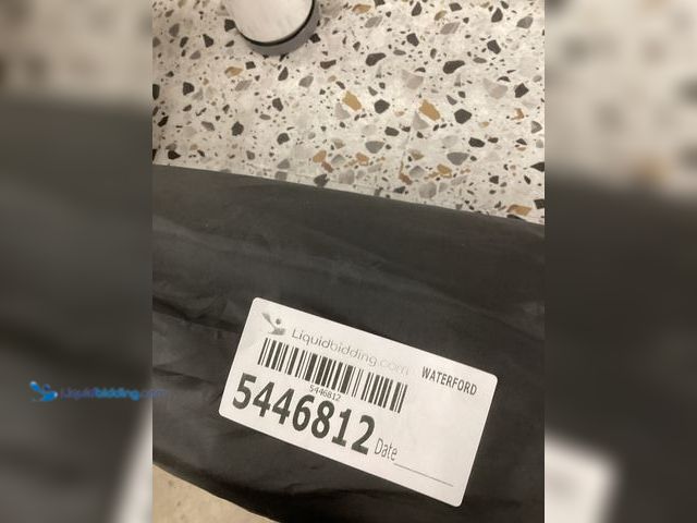 Lot 49-5446812 - MeeFar Car Roof Bag XBEEK Rooftop top Cargo Carrier Bag Waterproof 15 Cubic feet for All Cars with/W...