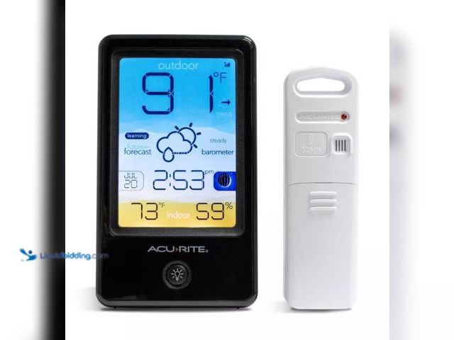 Lot 49-2022723 - AcuRite Color Weather Station with Indoor/Outdoor Temperature and Humidity: Wireless Thermometer & C...
