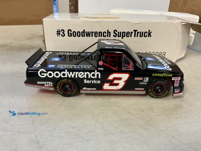 Lot 49-1505596 - COLLECTIBLE REVELL COLLECTIBLES #3 MIKE SKINNER GOODWRENCH SUPER TRUCK 1/24 SCALE DIECAST IN ORIGINA...