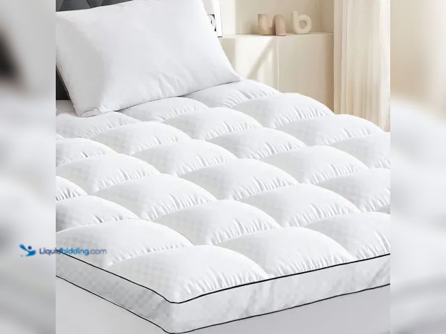 Lot 49-3513410 - Extra Thick Mattress Topper,  Queen Cooling Mattress Pad Cover for Back Pain Relief, Fits 8-21 Inch ...