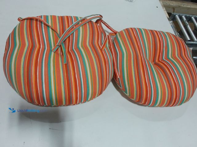 Lot 49-2022647 - Greendale Home Fashions Watermelon Stripe 15 in. Round Outdoor Seat Cushion (2-Pack), Model # OC5816...