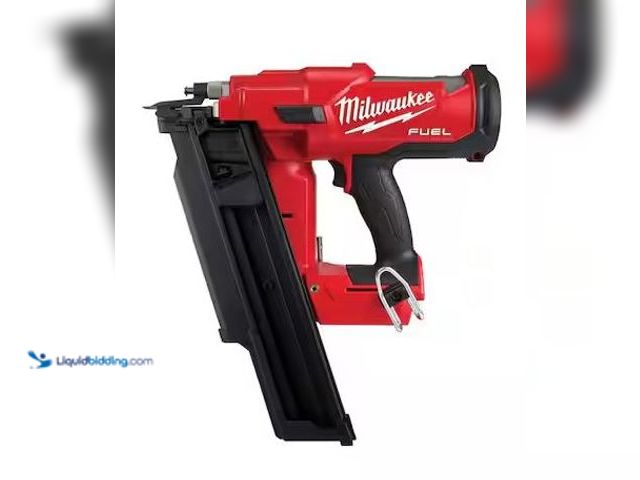 Lot 49-5486307 - Milwaukee
M18 FUEL 3-1/2 in. 18-Volt 21-Degree Lithium-Ion Brushless Cordless Framing Nailer (Tool-...
