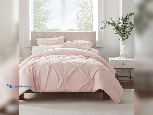 Lot 49-5546626 - SERTA Simply Clean Ultra Soft 3 Piece Hypoallergenic Stain Resistant Pleated Duvet Cover Set, King, ...