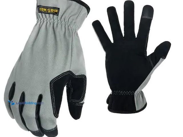 Lot 49-5478401 - FIRM GRIP
Large Duck Canvas Utility Glove Internet # 318748226
Model # 63827-010
Store SKU # 1007...