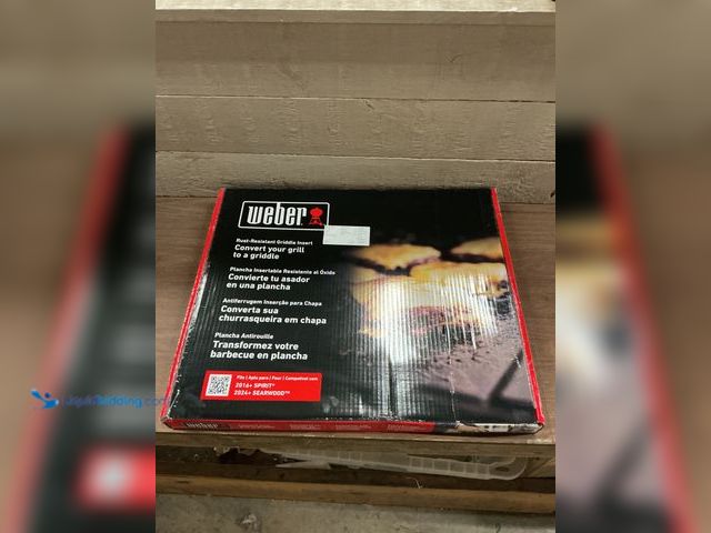 Lot 49-5413041 - Weber
Rust-Resistant Griddle Insert Compatible with Select Large Spirit and Searwood Grills New