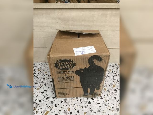 Lot 49-5416019 - Scoop Away Complete Performance, Scented Cat Litter, 42 Pounds. [ASIN: B08VGWNPPB] Unused. Bag is to...