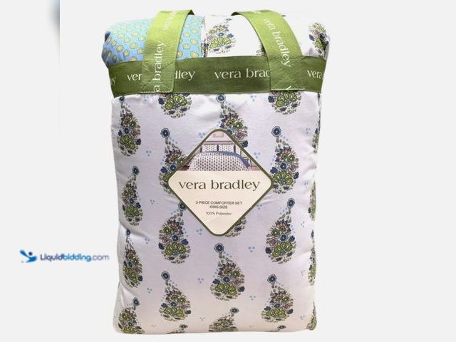 Lot 49-5574258 - Vera Bradley 3-Piece Comforter Set, King Size, Comforter and Two Shams (Alyssa). Unused