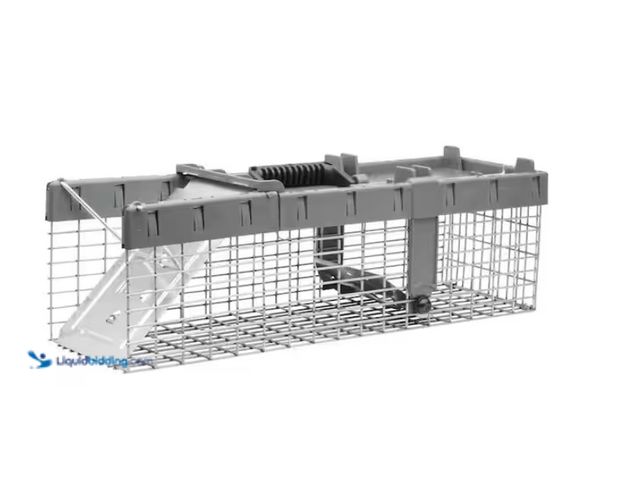 Lot 49-3613562 - Havahart Small 1-Door Humane Catch-and-Release Live Animal Cage Trap for Squirrel, Weasel, Chipmunk,...