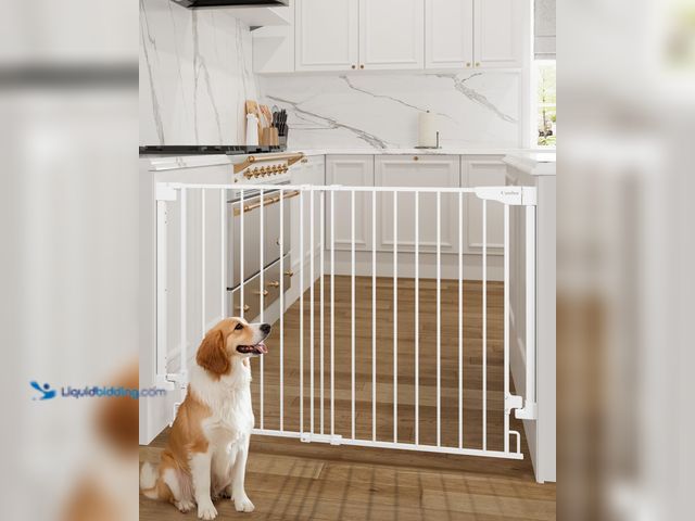 Lot 49-5520661 - Cumbor Safety Gate, 29.7 to 46 inches wide, Fits Taller Openings, Unused with hardware