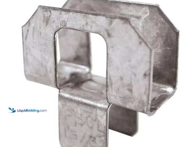 Lot 49-1515829 - (250) Acorn Hardware 7/16 Framing Plywood Clip, 20-Gauge Steel Galvanized, 250/Carton, Model # FPCLP...