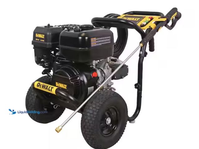 Lot 49-2020936 - DEWALT 4400 PSI 4.0 GPM Gas Pressure Washer with 420cc Engine, Triplex Pump, Commercial Cold Water P...