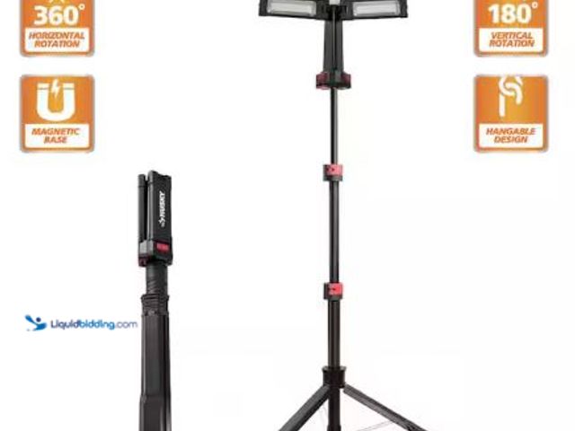 Lot 49-1625376 - Husky 2200-Lumen Tripod, Model # K40437, Slightly used, Has attachments, Powers on.  Ref#PA0703