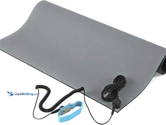Lot 49-5437914 - MWRF Source ESD Mat (2 FT x 3 FT, Grey)[Model: B07YJBGX2D] Unused