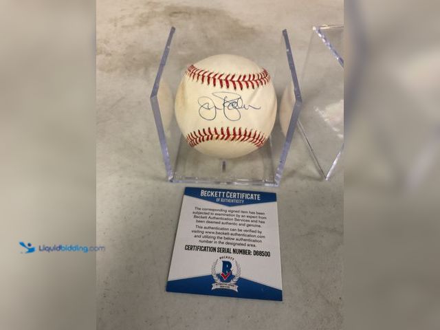 Lot 49-1505643 - COLLECTIBLE NICE BALTIMORE ORIOLES SUPERSTAR JIM PALMER AUTOGRAPHED BASEBALL WITH BECKETT COA #COINS...