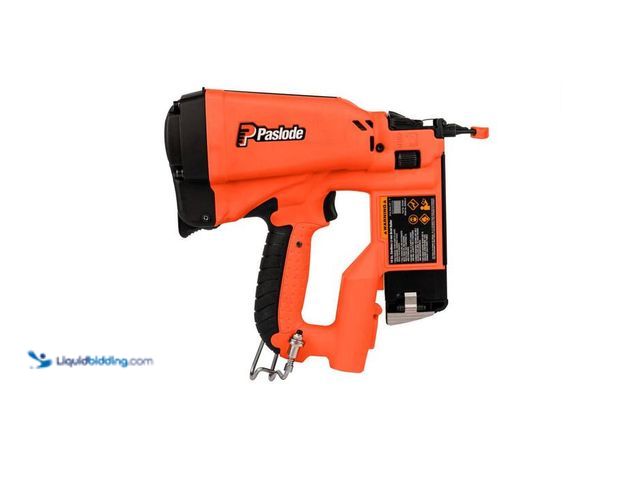 Lot 49-5414104 - Paslode
Cordless 2 in. 18-Gauge Straight Lithium-Ion Brad Finish Nailer, unable to test, used.