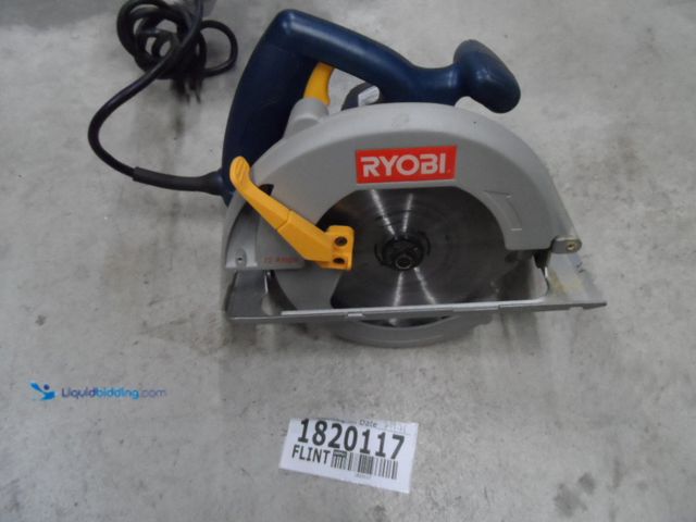 Lot 49-1820117 - 1 Ryobi CSB121 Electric Powered Circular Saw Ryobi 7 1/4" Circular Saw Used In Good Condition, Teste...