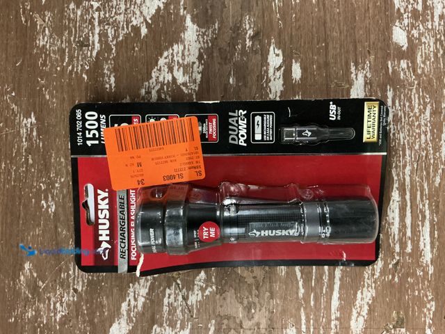 Lot 49-5549884 - Husky 1500 Lumens Dual Power LED Rechargeable Tactical Focusing Flashlight Model # PVL-FLT-0041 Unus...