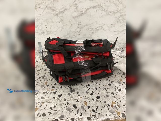 Lot 49-5460758 - Husky
12 in 4 Pocket Zippered Tool Bag. Item is Unused