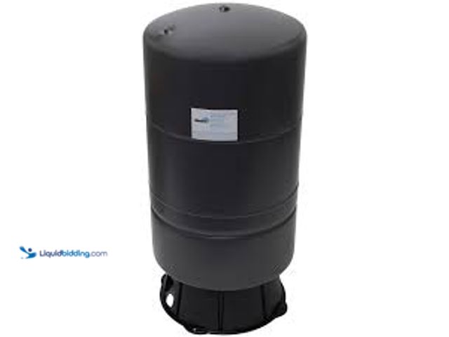 Lot 49-5412627 - Blue Fin 20 Gallon Vertical Expansion Tank, Model#EXH20V, Unused.