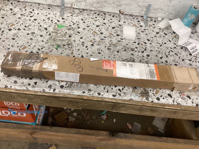 Lot 49-5486298 - Cellular Window Roller Shade (white) Item is unused