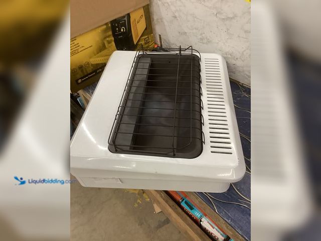 Lot 49-3539694 - Natural Gas Propane Wall Heater (White) Item is used, unable to test