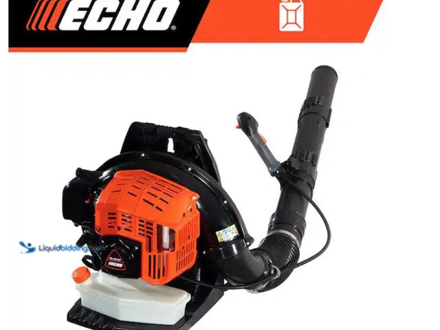 Lot 49-2020859 - ECHO 200 MPH 700 CFM 59.7 cc Gas Low Exhaust Emission Engine Backpack Leaf Blower with Tube-Mounted ...