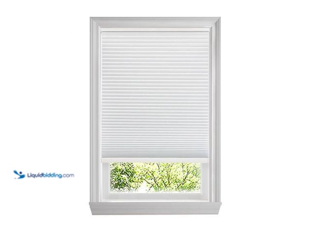 Lot 49-2024421 - Home Decorators Collection Shadow White 9/16 in. Cordless BO Fabric Cellular Window Shades-30.375 in...