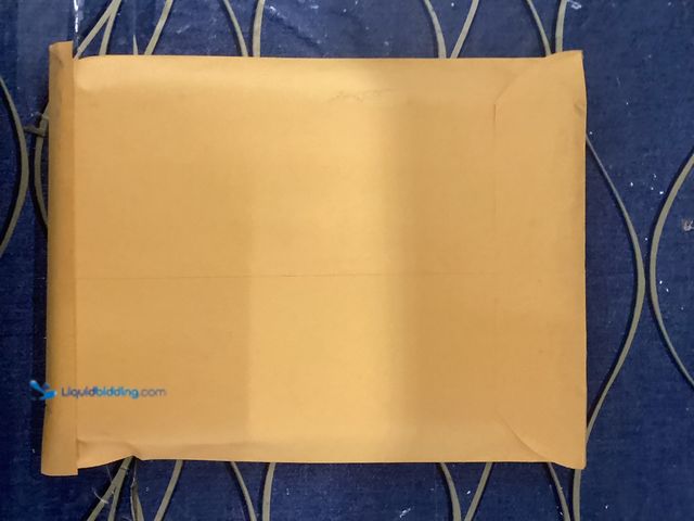 Lot 49-5490222 - Lot of 11 Random Valiant Comics LBC8