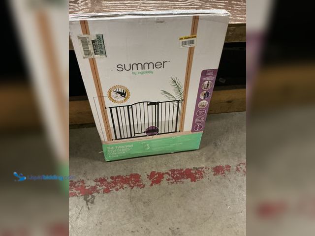 Lot 49-5549965 - NGENUITY
Thruway 52W Series Hands-Free GlideOpen Pressure/Hardware Mounted Pet and Baby Gate, 24"-5...