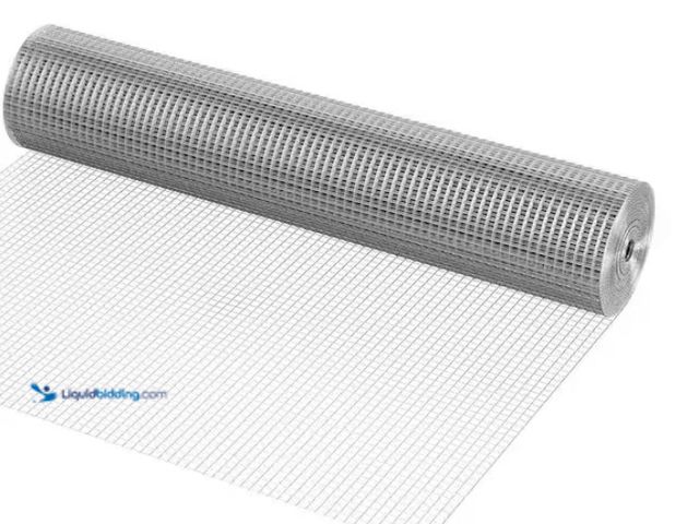 Lot 49-1574744 - VEVOR 1/2 in. Hardware Cloth 36 in. x 50 ft. Galvanized Wire Mesh Roll for Chicken Fencing Garden Sm...