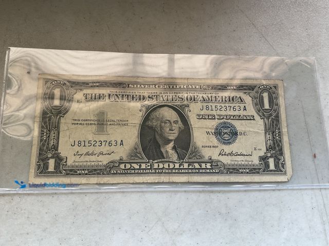 Lot 49-1977464 - 1957 BLUE SEAL UNITED STATES ONE DOLLAR SILVER CERTIFICATE