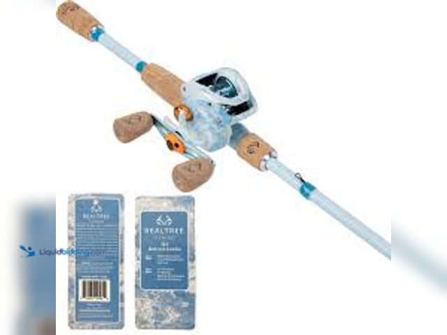 Lot 49-2021802 - Realtree Ice 7' Medium-Heavy IM7 Graphite Baitcast Rod and Reel Combo. Model #11222050449. MSRP $70....
