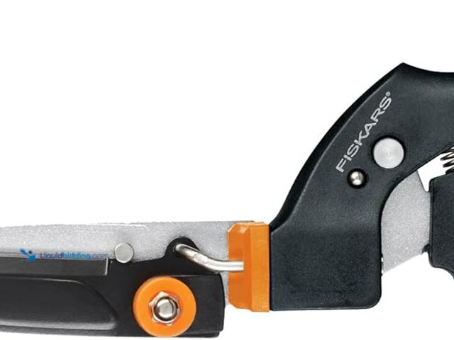 LiquidBidding - Lot 49-5504585 - Fiskars Garden Swivel Grass Shears ...