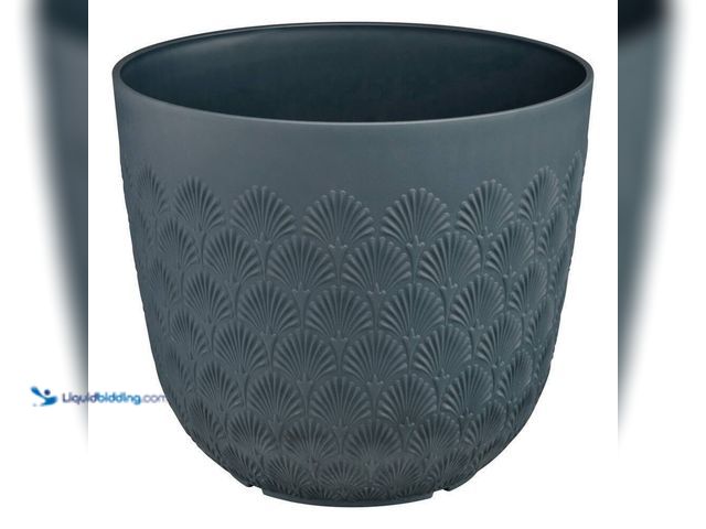 Lot 49-3564445 - Vigoro
Aviva Large Navy Blue Fiberglass Recycled Round Planter with Drainage Holes (16 in. L x 16 i...