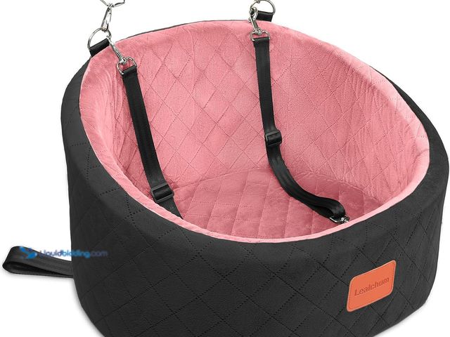 Lot 49-5572330 - Lealchum Dog Car Seat for Small Dogs Up to 30 Lbs with 2 Safety Dog Leashes. Model: B0GTNVFW7P. Unus...