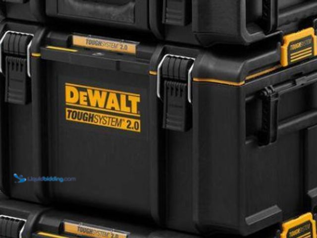 Lot 49-5435342 - DEWALT
TOUGHSYSTEM 2.0 Tool Storage Box (medium) Unused