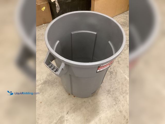 Lot 49-5483859 - Husky 32 gal. Grey Heavy Duty Commercial Outdoor Trash Can NO Lid. Model # 999-2532. Unused