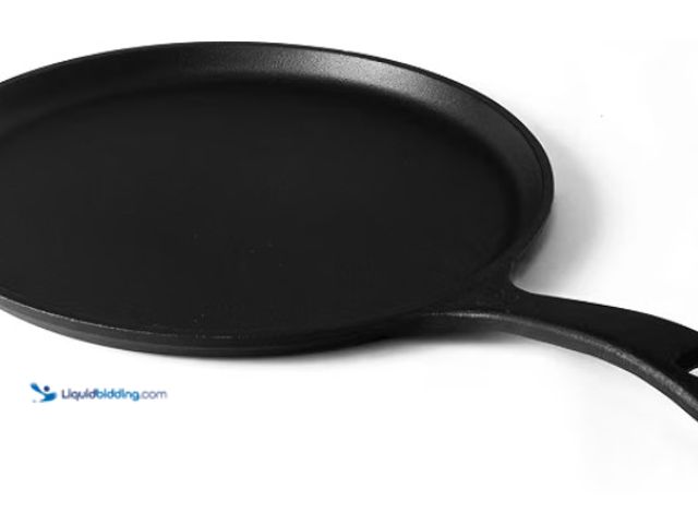 Lot 49-3639304 - Commercial CHEF 10.5-Inch Cast Iron Round Griddle, Pre-Seasoned, Model: CHFL911, Unused  Ref#PA0925