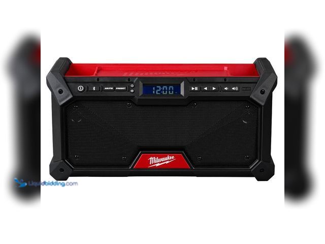 Lot 49-5543447 - Milwaukee
M18 18V Lithium-Ion Cordless Jobsite Radio. Model # 2952-20. Unused. No charger. Powers o...