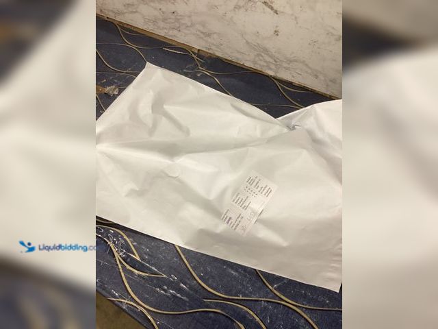 Lot 49-3539710 - Milwaukee
Large/Extra Large Black Fitted Hat Internet # 311972898
Model # 504B-LXL
Store SKU # 10...