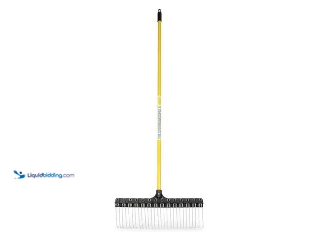Lot 49-2026105 - THE GROUNDSKEEPER II 55 in. Fiberglass Handle Steel Rake, Model # 32230. MSRP: $41.52. Unused, Scuff...