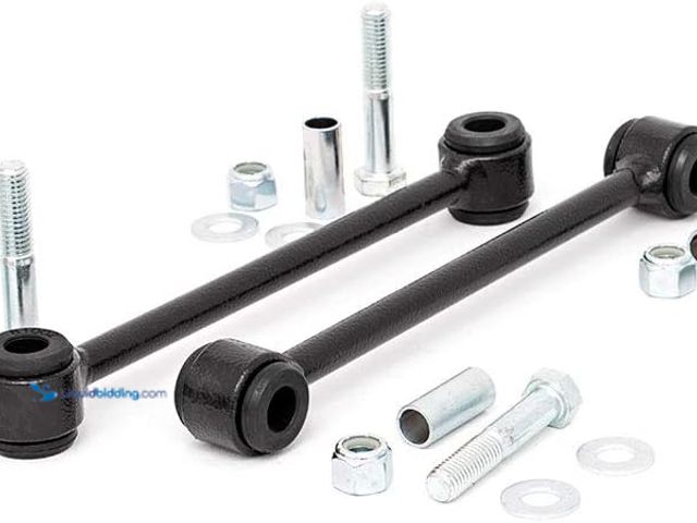 Lot 49-3528876 - Rough Country Rear Sway Bar Links for 2007-2018 Jeep Wrangler JK | 2.5-4" - 1134. Unused